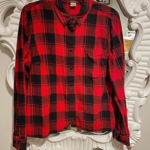 DULUTH TRADING L BUFFALO PLAID FREE SWINGIN’ BUTTON DOWN SHIRT